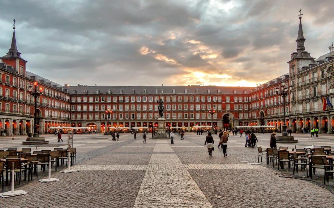 ddddd-1080×675 a group of people walking in front of Plaza Mayor, Madrid